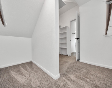 10606 Sun River Falls Drive - Photo Thumbnail 27