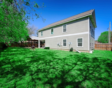 1122 Detroit Street - Photo Thumbnail 40