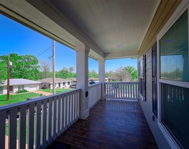 1122 Detroit Street - Photo Thumbnail 35