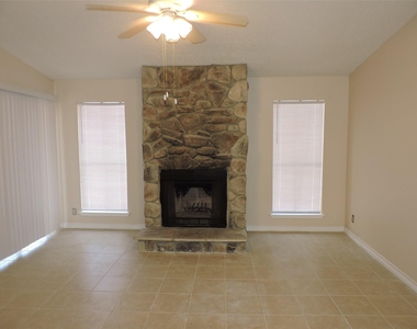 17401 Red Oak Drive - Photo Thumbnail 2