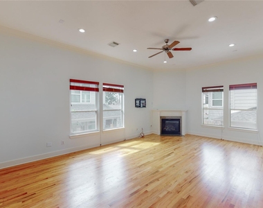 5843 Petty Street - Photo Thumbnail 11