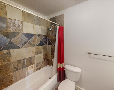 5843 Petty Street - Photo Thumbnail 2