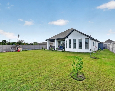 4731 Cedar Butte Lane - Photo Thumbnail 40