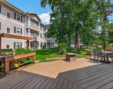 929 Rockmead - Photo Thumbnail 11