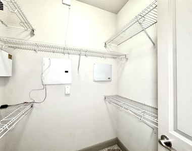3788 Richmond St Avenue - Photo Thumbnail 8