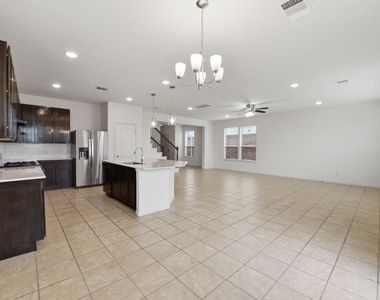 2518 Boxwood Park Lane - Photo Thumbnail 18