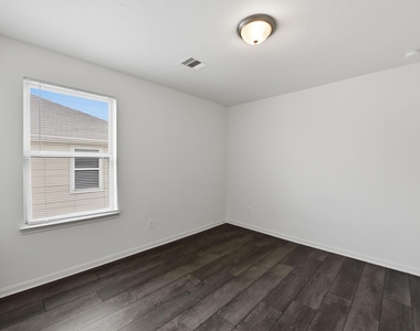 2518 Boxwood Park Lane - Photo Thumbnail 30