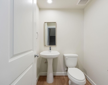 6317 Brighton Oaks Lane - Photo Thumbnail 9