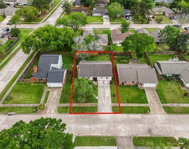 430 W Redway Lane W - Photo Thumbnail 30
