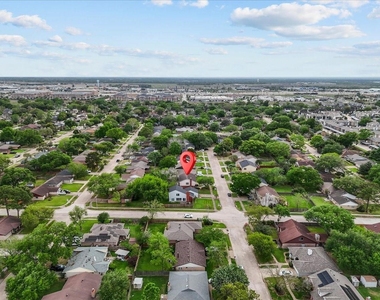 430 W Redway Lane W - Photo Thumbnail 31