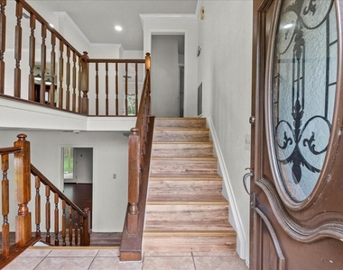 430 W Redway Lane W - Photo Thumbnail 6
