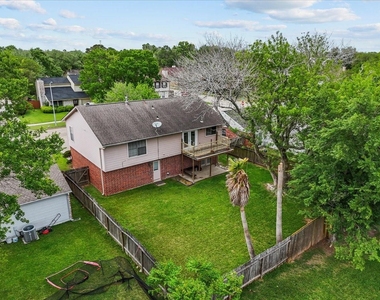 430 W Redway Lane W - Photo Thumbnail 4