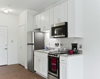 3305 Dilido St - Photo Thumbnail 3
