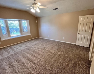 16118 Cypress Valley Drive - Photo Thumbnail 8