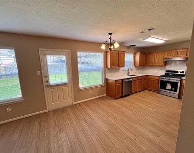 16118 Cypress Valley Drive - Photo Thumbnail 17