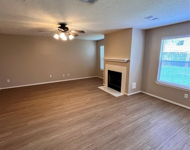 16118 Cypress Valley Drive - Photo Thumbnail 3