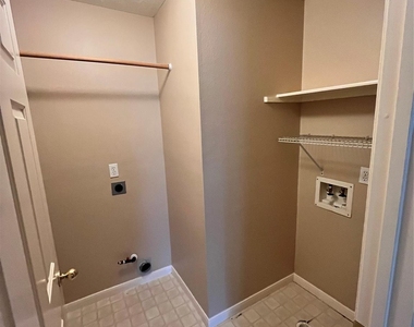16118 Cypress Valley Drive - Photo Thumbnail 13