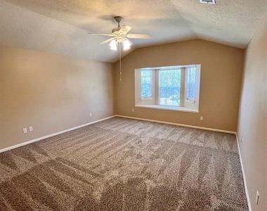 16118 Cypress Valley Drive - Photo Thumbnail 7