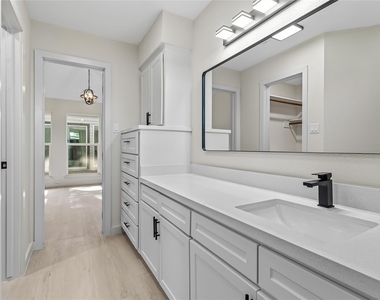 13414 Ravensway Drive - Photo Thumbnail 20
