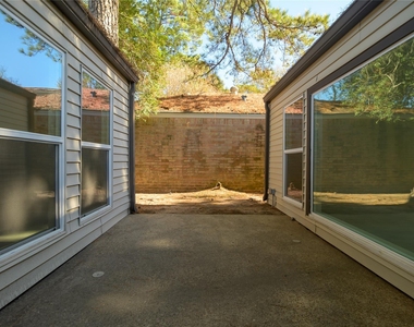13414 Ravensway Drive - Photo Thumbnail 21