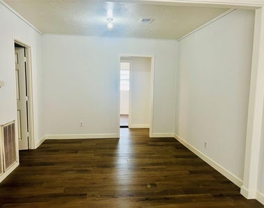 7328 Bauman Road - Photo Thumbnail 6