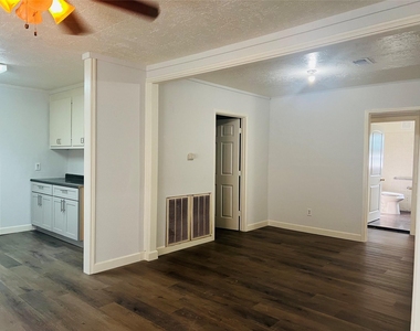 7328 Bauman Road - Photo Thumbnail 5