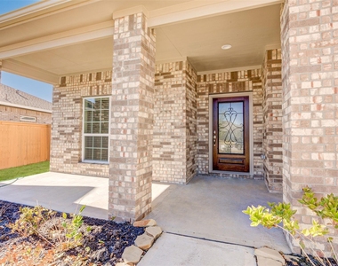 10902 Granite Chief Drive - Photo Thumbnail 3
