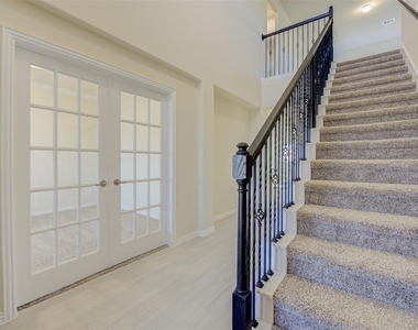 10902 Granite Chief Drive - Photo Thumbnail 6