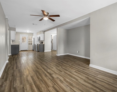 6918 Irvington Boulevard - Photo Thumbnail 5