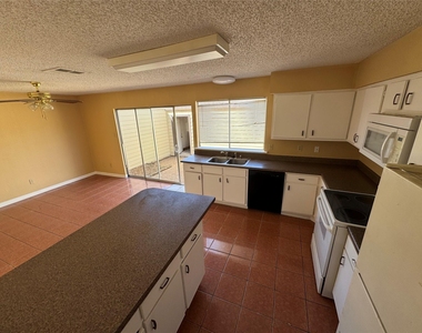 7170 S Dairy Ashford Road - Photo Thumbnail 15