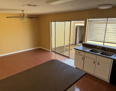7170 S Dairy Ashford Road - Photo Thumbnail 18