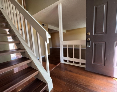 7170 S Dairy Ashford Road - Photo Thumbnail 7