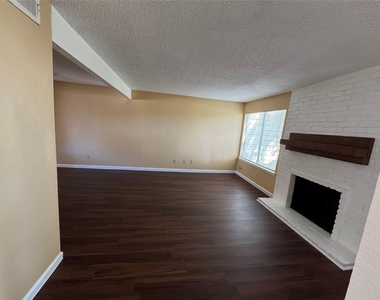 7170 S Dairy Ashford Road - Photo Thumbnail 8