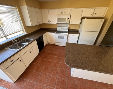 7170 S Dairy Ashford Road - Photo Thumbnail 2