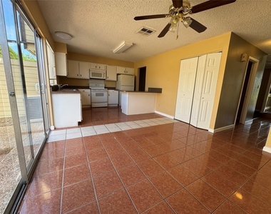 7170 S Dairy Ashford Road - Photo Thumbnail 12