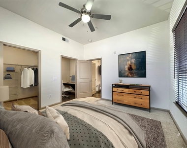 306 Mcgowen Street - Photo Thumbnail 4