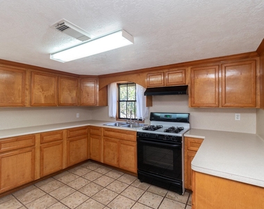 8004 Mendez Street - Photo Thumbnail 10