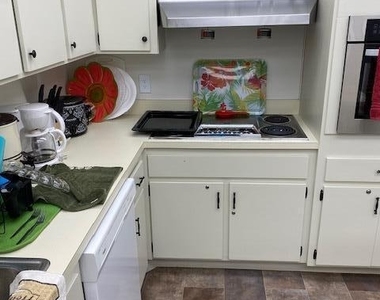 9045 S York Lane S - Photo Thumbnail 54