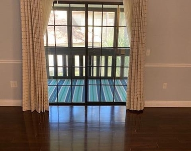 9045 S York Lane S - Photo Thumbnail 21