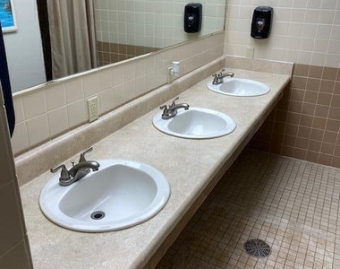 9045 S York Lane S - Photo Thumbnail 45