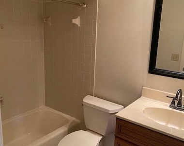 9045 S York Lane S - Photo Thumbnail 22