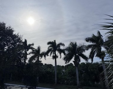 1841 Island Club Drive - Photo Thumbnail 11