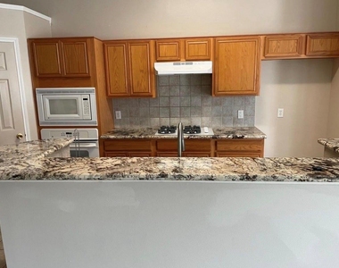 15119 Wimberly Park Drive - Photo Thumbnail 10
