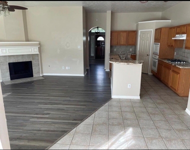 15119 Wimberly Park Drive - Photo Thumbnail 6