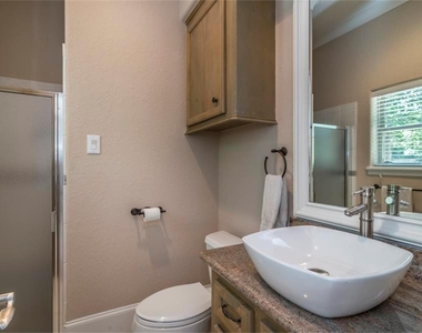 15306 Coastal Oak Court - Photo Thumbnail 17