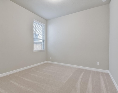 27124 Regal Scott Drive - Photo Thumbnail 36