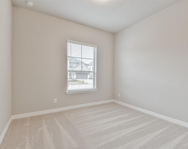 27124 Regal Scott Drive - Photo Thumbnail 33
