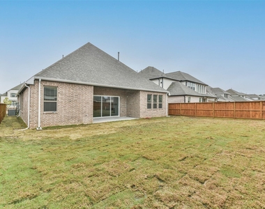27124 Regal Scott Drive - Photo Thumbnail 38