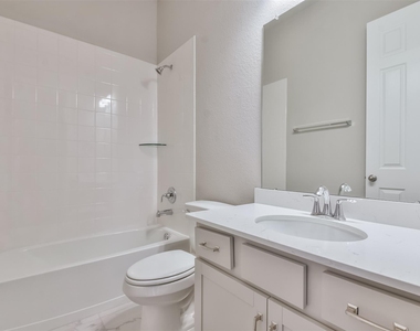 27124 Regal Scott Drive - Photo Thumbnail 32