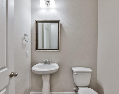 27124 Regal Scott Drive - Photo Thumbnail 18